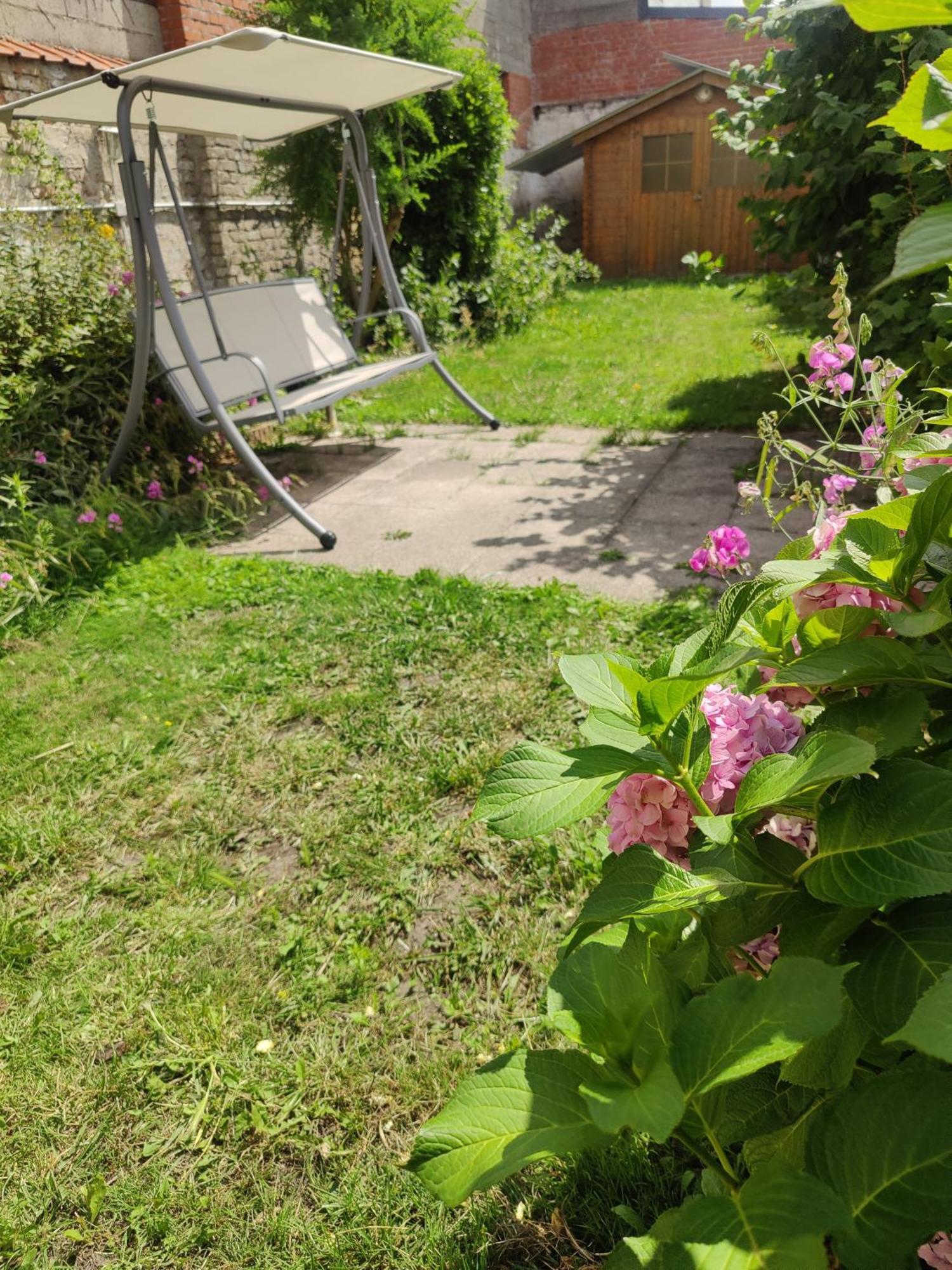 Maison De Ville Restylee Avec Jardin, Proche Gare Dunkirk Eksteriør billede